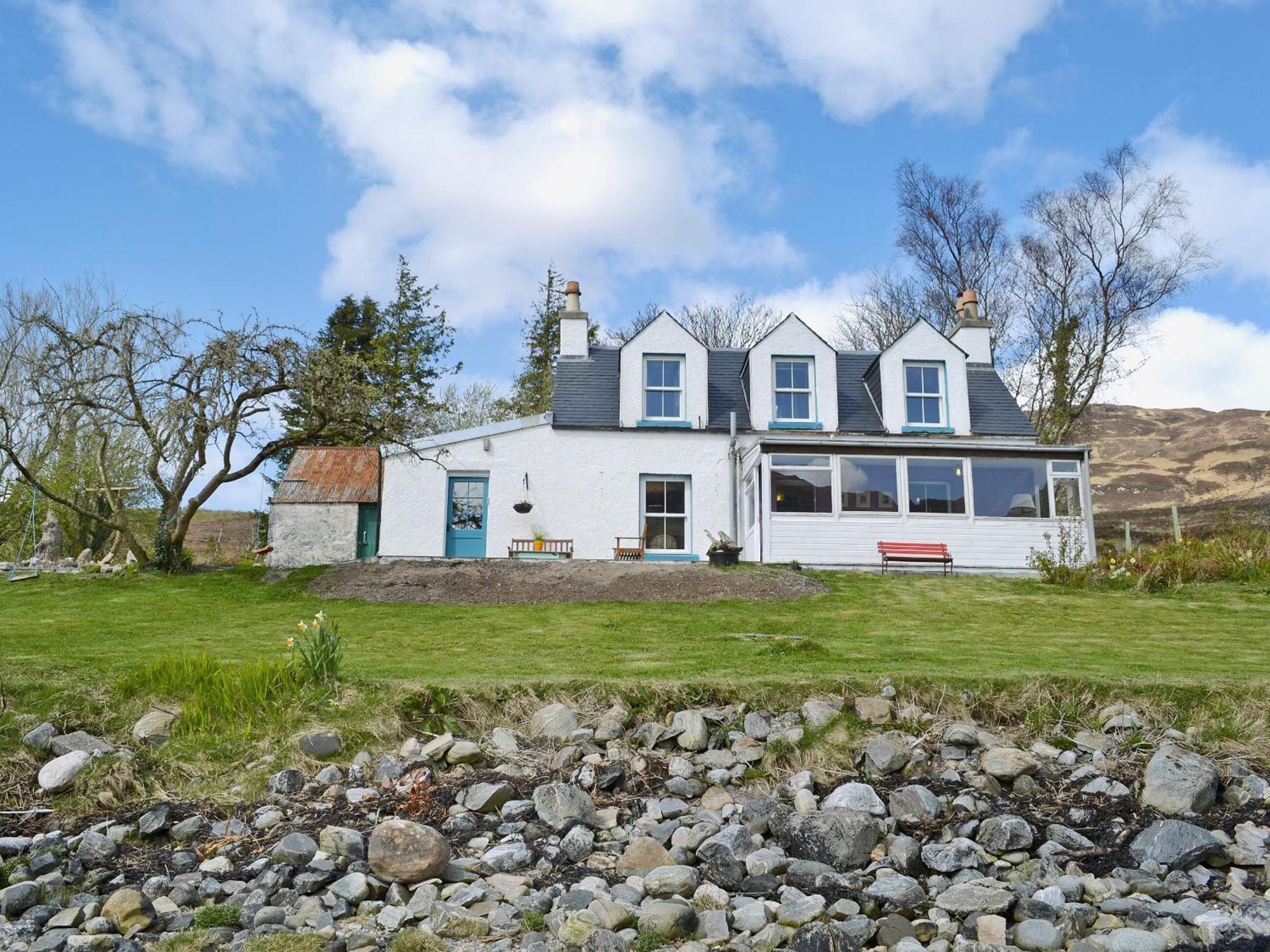 Loch Shore Cottage Dornie Exteriér fotografie